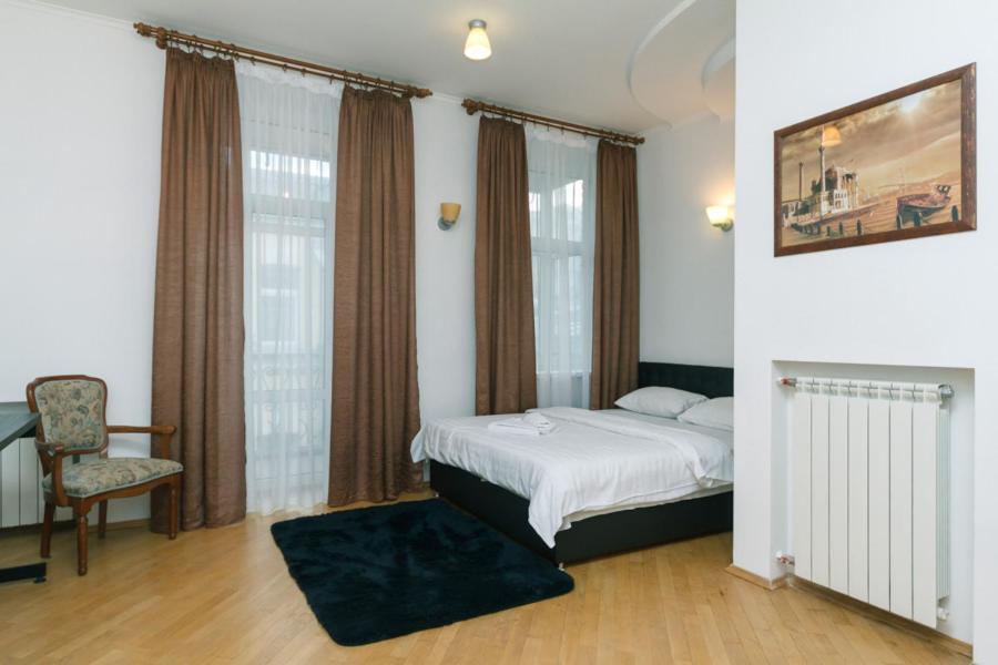 كييف Apartment On Mala Zhytomyrska Street 17 المظهر الخارجي الصورة