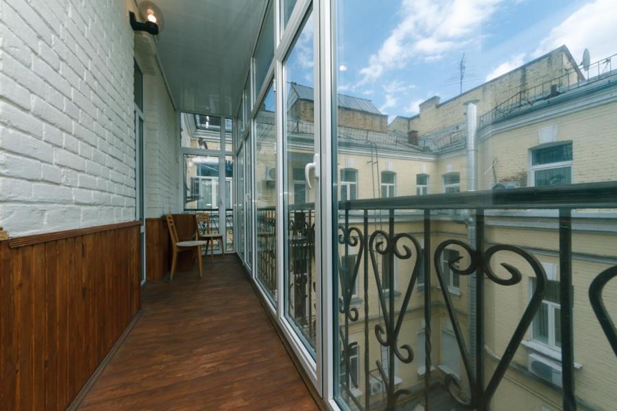 كييف Apartment On Mala Zhytomyrska Street 17 المظهر الخارجي الصورة